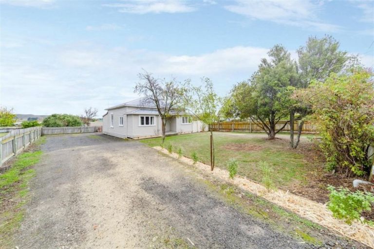 Photo of property in 78 Racecourse Road, Waipukurau, 4200