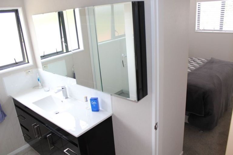 Photo of property in 16 Ridgeway Drive, Te Kamo, Whangarei, 0112