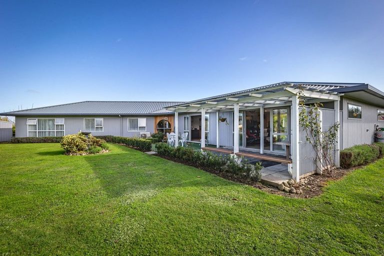Photo of property in 23 Saint Laurent Way, Ohau, Levin, 5570