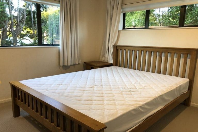 Photo of property in 41 Laurel Oak Drive, Schnapper Rock, Auckland, 0632