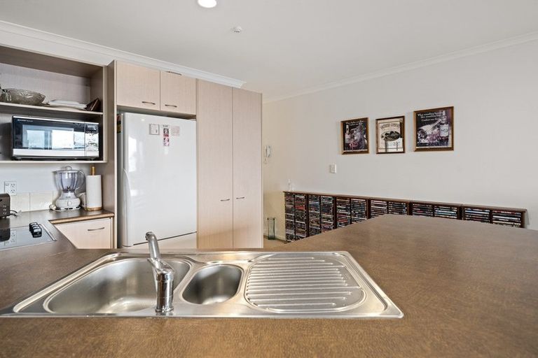 Photo of property in 2/281 Maunganui Road, Mount Maunganui, 3116
