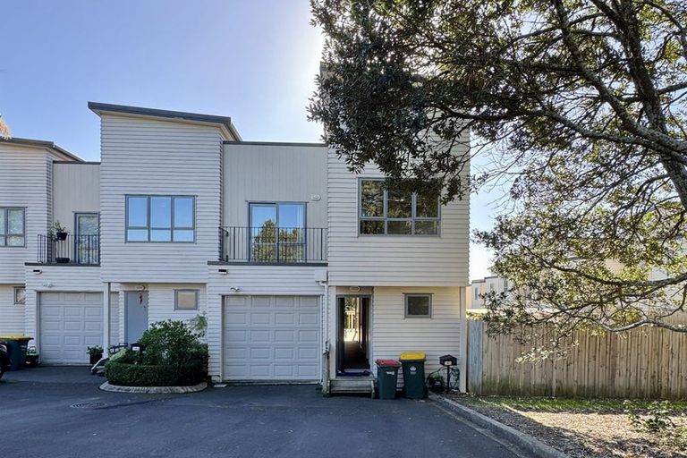 Photo of property in 186 Dawson Road, Flat Bush, Auckland, 2023