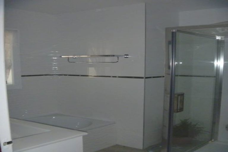 Photo of property in 6 Hywell Place, Manurewa, Auckland, 2102