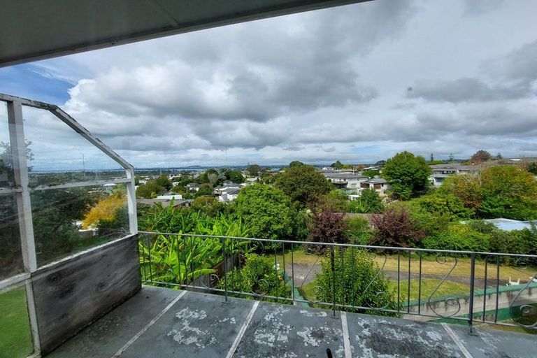 Photo of property in 11 Keegan Drive, Massey, Auckland, 0614