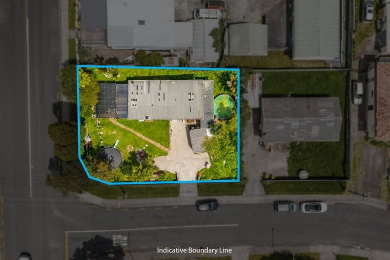 Photo of property in 156 Rathgar Road, Henderson, Auckland, 0610
