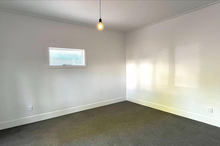 Photo of property in 89 Victoria Avenue, Palmerston North, 4410