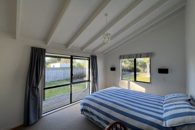 Photo of property in 66 Park Avenue, Waitarere Beach, Levin, 5510