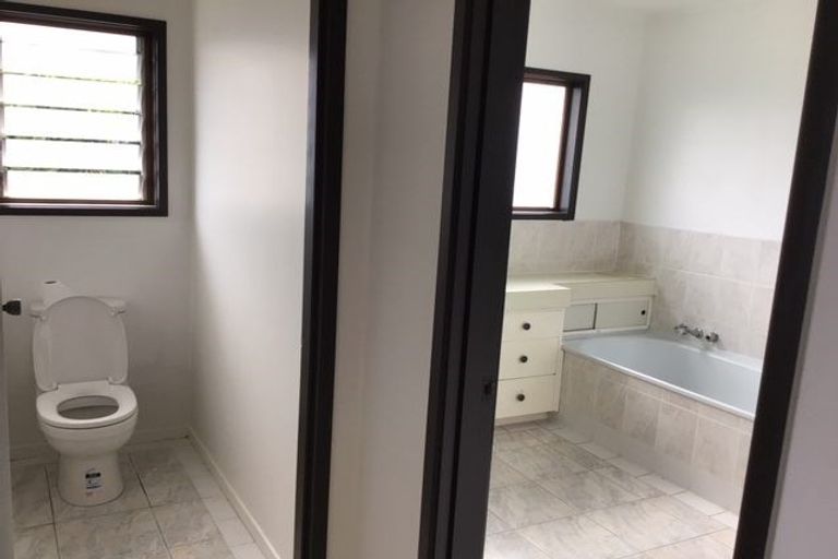 Photo of property in 75 Stanaway Street, Hillcrest, Auckland, 0627