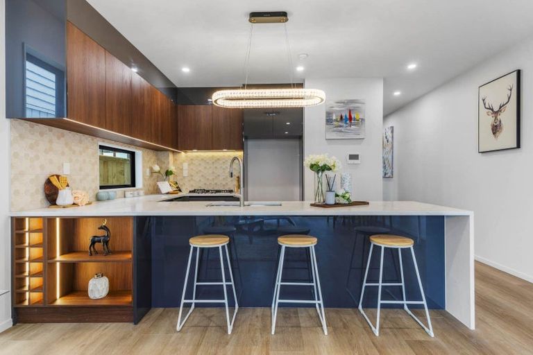 Photo of property in 16 Kapeta Lane, Karaka, 2113