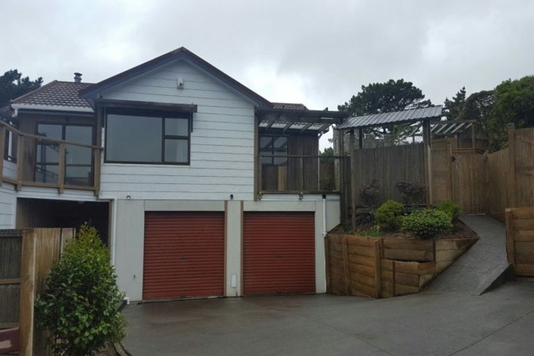 Photo of property in 30 Wingfield Place, Churton Park, Wellington, 6037
