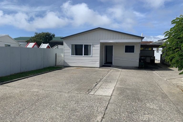 Photo of property in 67a Peel Street, Westport, 7825