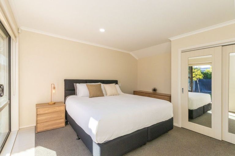 Photo of property in 36 Karina Terrace, Roslyn, Palmerston North, 4414