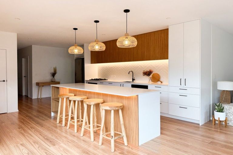 Photo of property in 30 Dunn Street, Lake Hawea, 9382