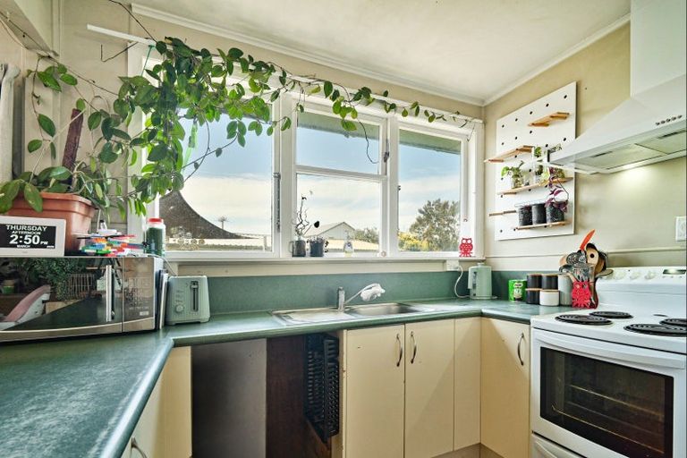 Photo of property in 408 Huia Street, Camberley, Hastings, 4120
