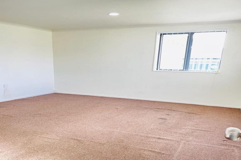 Photo of property in 11 Marblewood Grove, Pukekohe, 2120