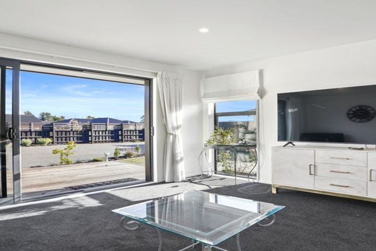 Photo of property in 21 Goldie Drive, Rangiora, 7400