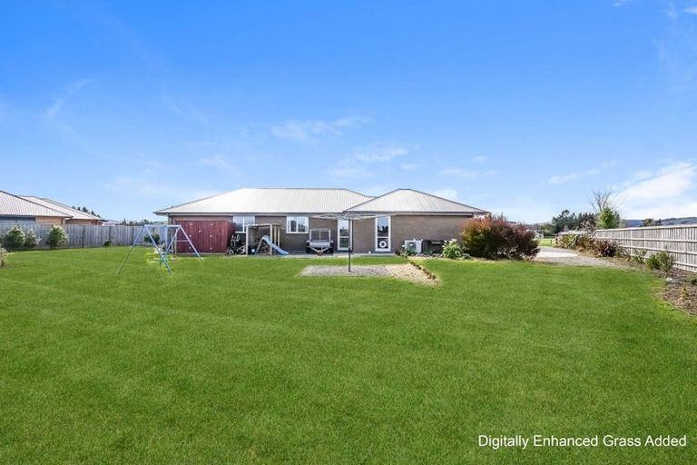 Photo of property in 5 Fantail Avenue, Amberley, 7410