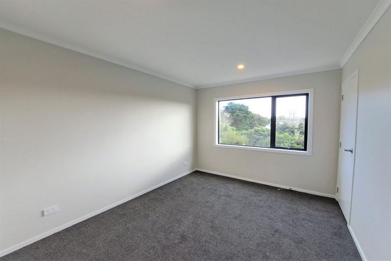 Photo of property in 2/125b Metcalfe Road, Ranui, Auckland, 0612