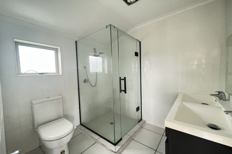 Photo of property in 121 Gills Road, Bucklands Beach, Auckland, 2014