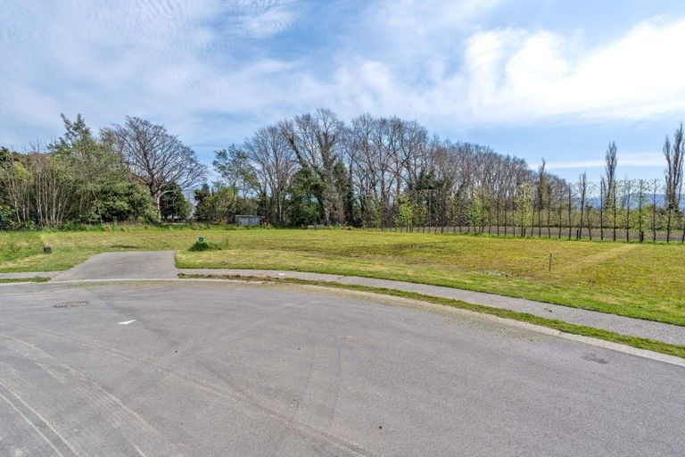 Photo of property in 50 Orchard Road, Greytown, 5712