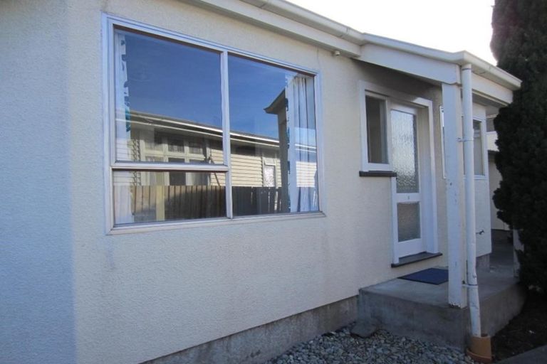 Photo of property in 2/59 Peverel Street, Riccarton, Christchurch, 8041