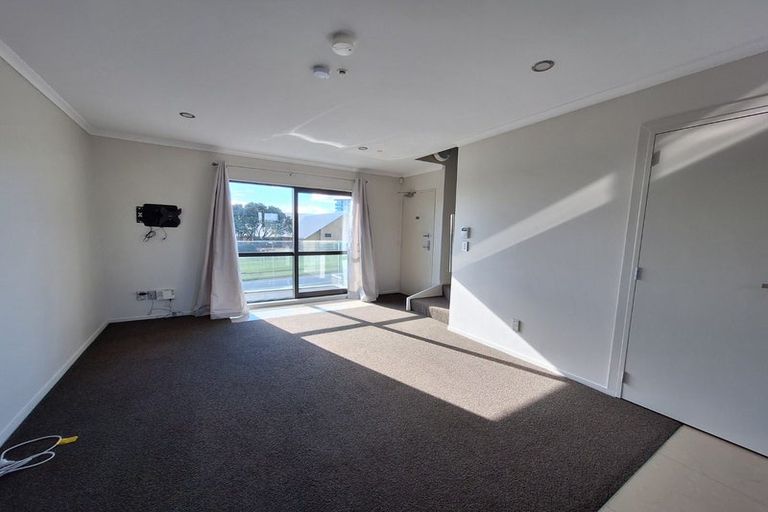 Photo of property in 3/7 Wallson Crescent, Wiri, Auckland, 2104