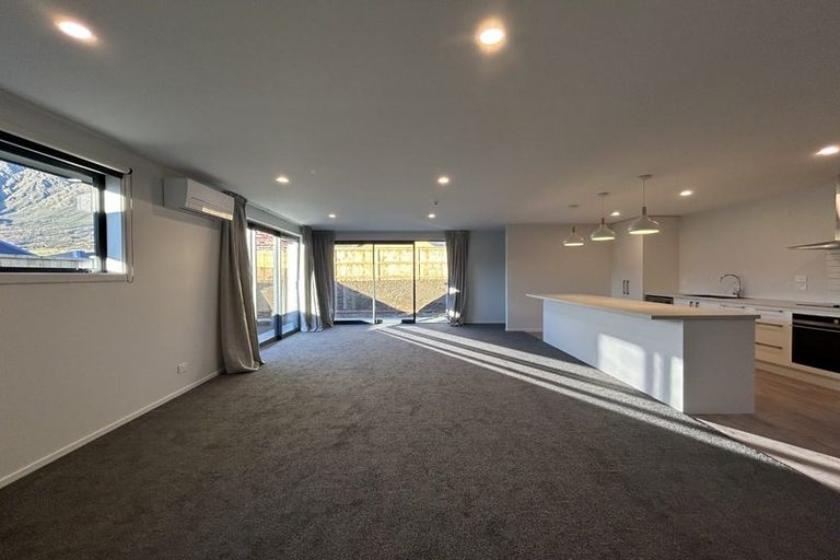 Photo of property in 96 Spur Ridge Rise, Jacks Point, 9371