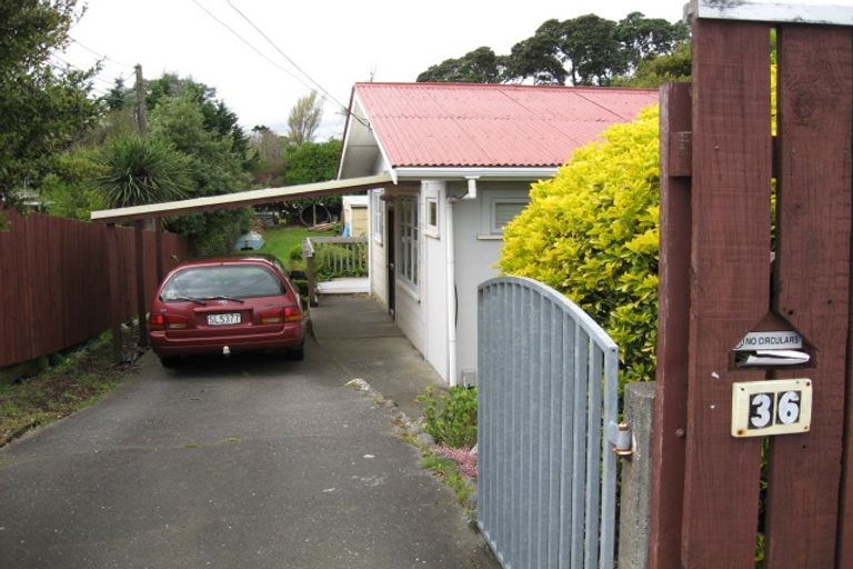 Photo of property in 36 Kapiti Road, Paraparaumu, 5032