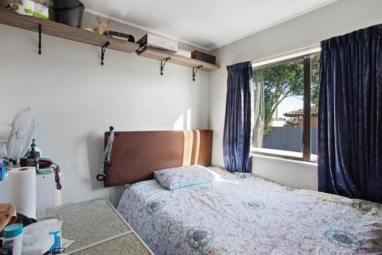 Photo of property in 4a Pratt Street, Papakura, 2110
