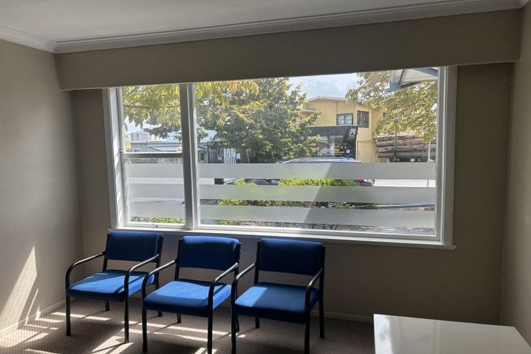 Photo of property in 25 Tahunanui Drive, Tahunanui, Nelson, 7011