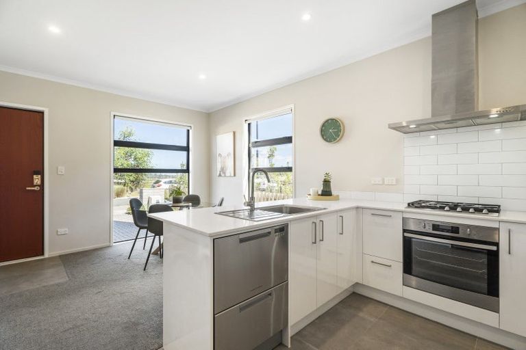 Photo of property in 29 Pukewhero Rise, Westgate, Auckland, 0614