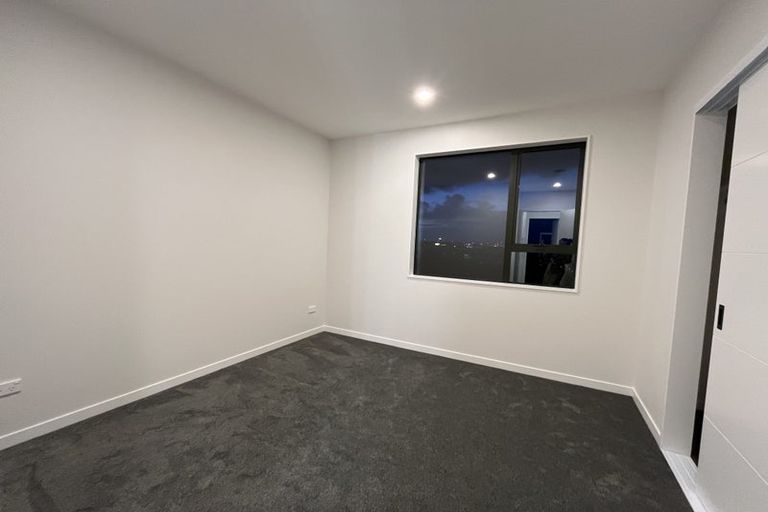 Photo of property in 26 Puihi Crescent, Massey, Auckland, 0614