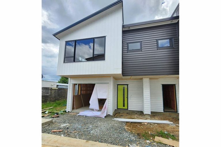 Photo of property in 4 Kemble Close, Mangere, Auckland, 2022