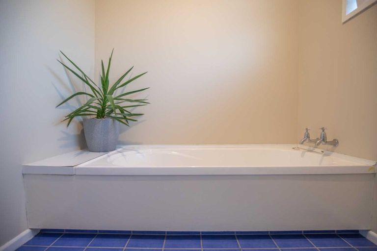 Photo of property in 11 Gleniti Road, Gleniti, Timaru, 7910