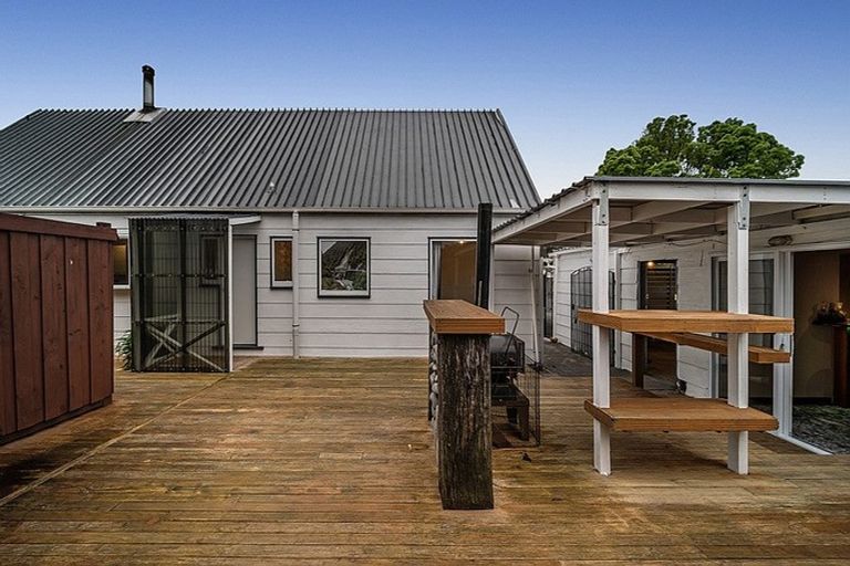 Photo of property in 12a Genista Place, Parklands, Christchurch, 8083