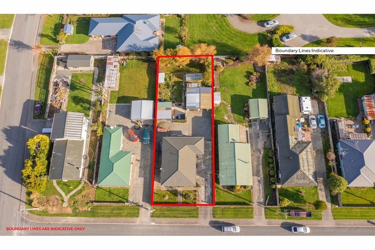Photo of property in 8 Mackenzie Street, Winton, 9720