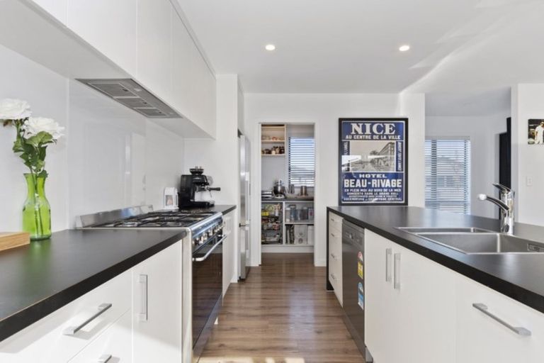Photo of property in 11 Farrier Street, Papamoa, 3118