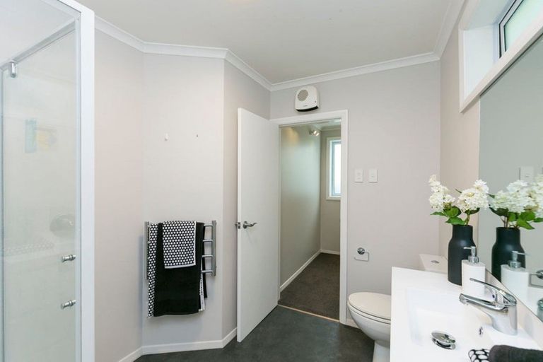 Photo of property in 19 Fernhill Terrace, Wadestown, Wellington, 6012