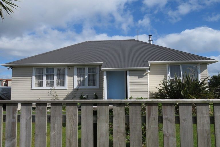 Photo of property in 2 Gothard Place, Westport, 7825