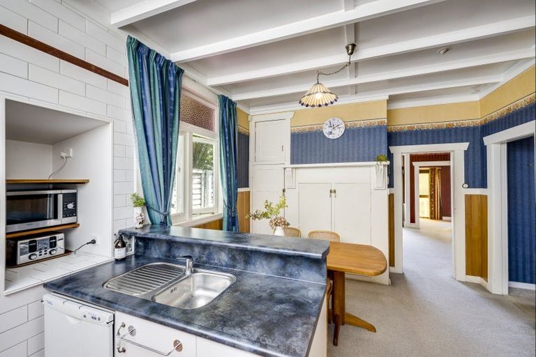 Photo of property in 1209 Caroline Road, Mayfair, Hastings, 4122