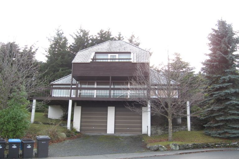 Photo of property in 62 Suburb Street, Queenstown, 9300