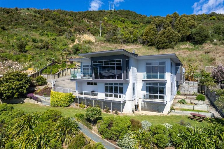 Photo of property in 52 Davies Drive, Atawhai, Nelson, 7010