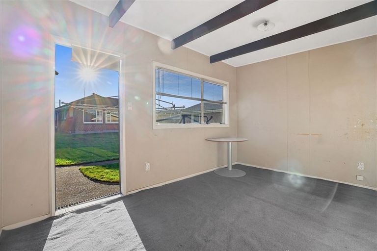 Photo of property in 165 Springs Road, Hornby, Christchurch, 8042