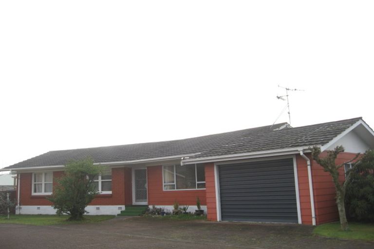 Photo of property in 111 Cobham Drive, Hamilton East, Hamilton, 3216