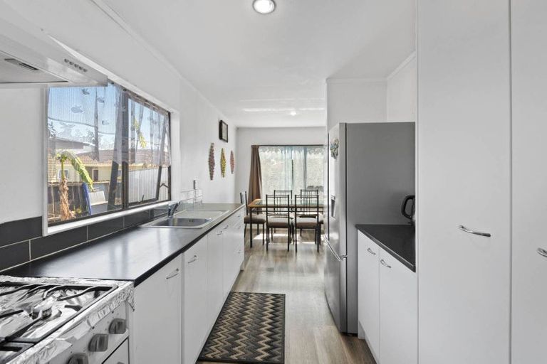 Photo of property in 2/268 Porchester Road, Takanini, 2112