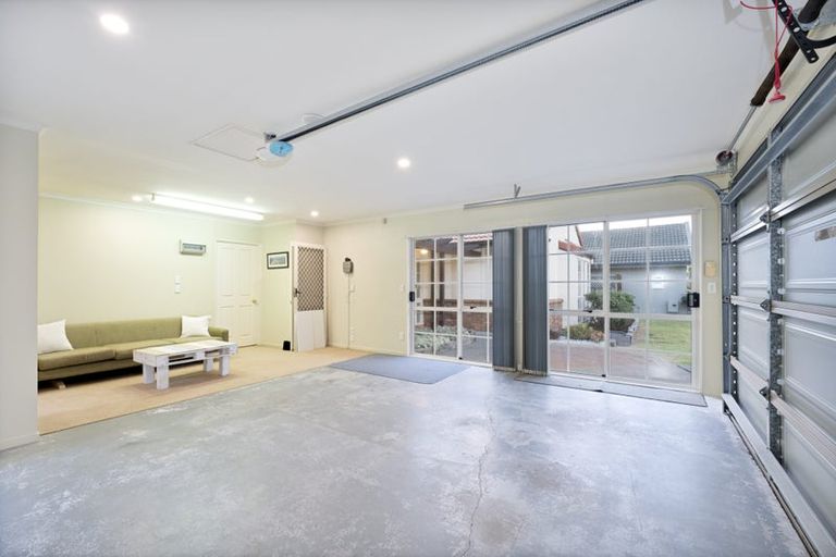 Photo of property in 42 Harvest Drive, Henderson, Auckland, 0612