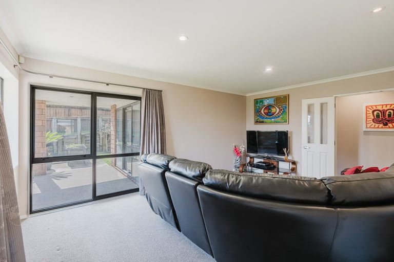 Photo of property in 25 The Dales, Dinsdale, Hamilton, 3204