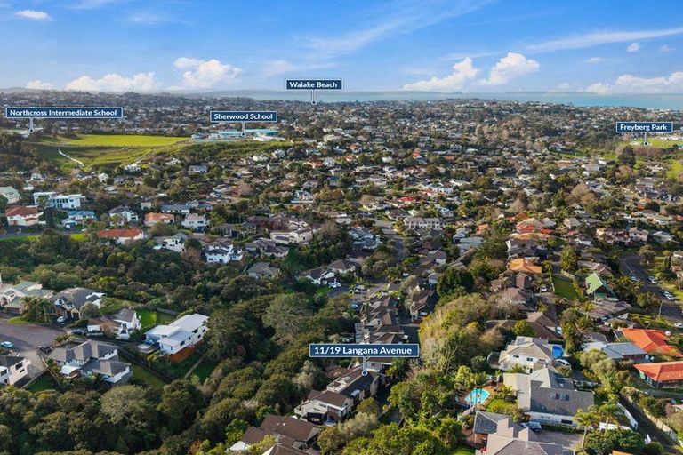 Photo of property in 11/19 Langana Avenue, Browns Bay, Auckland, 0630
