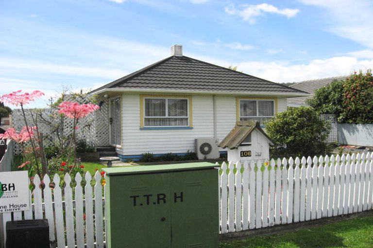 Photo of property in 106 Parkers Road, Tahunanui, Nelson, 7011