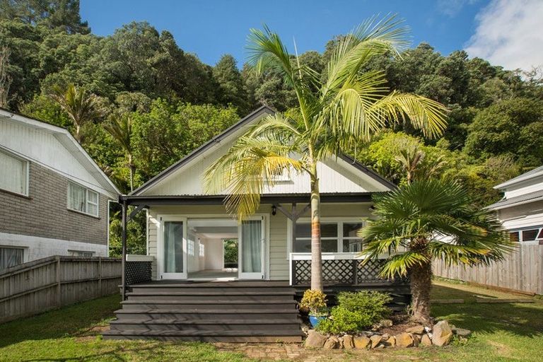 Photo of property in 346 Thames Coast Sh25 Road, Thornton Bay, Thames, 3575